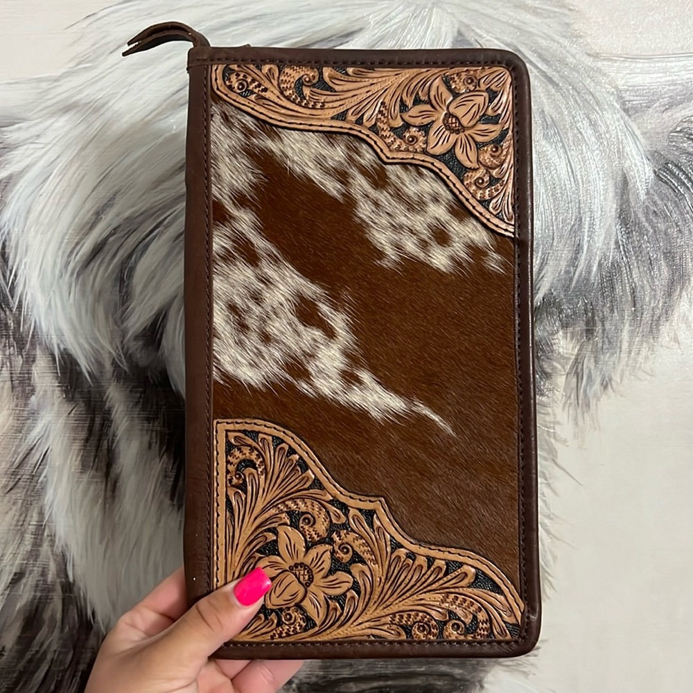 Cowhide leather tooled jewelry booklet!